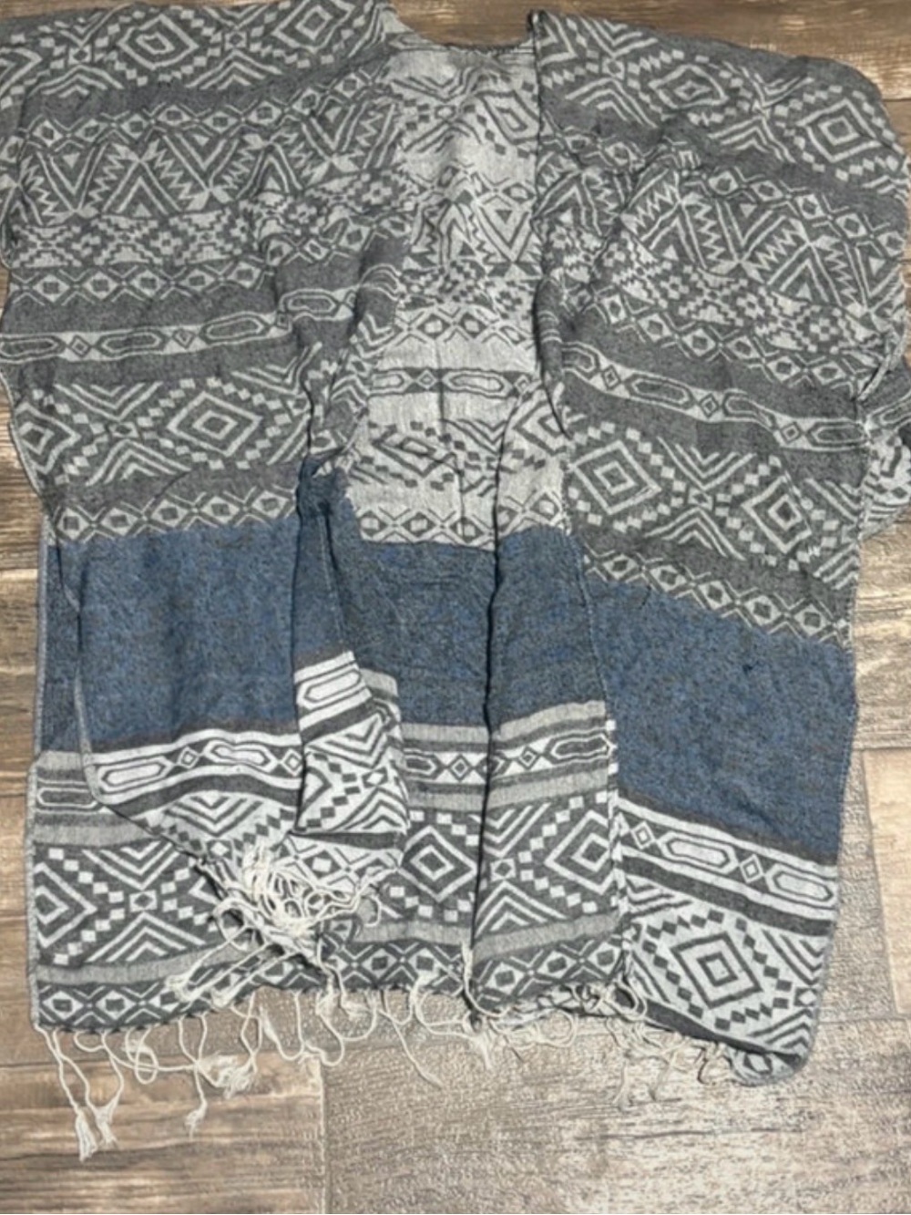 Women's Grey & Blue Patterned Open Cardigan with Fringe